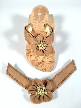 Lindsay Phillips SwitchFlops Tan Chiffon Flower Interchangeable Straps Sz M